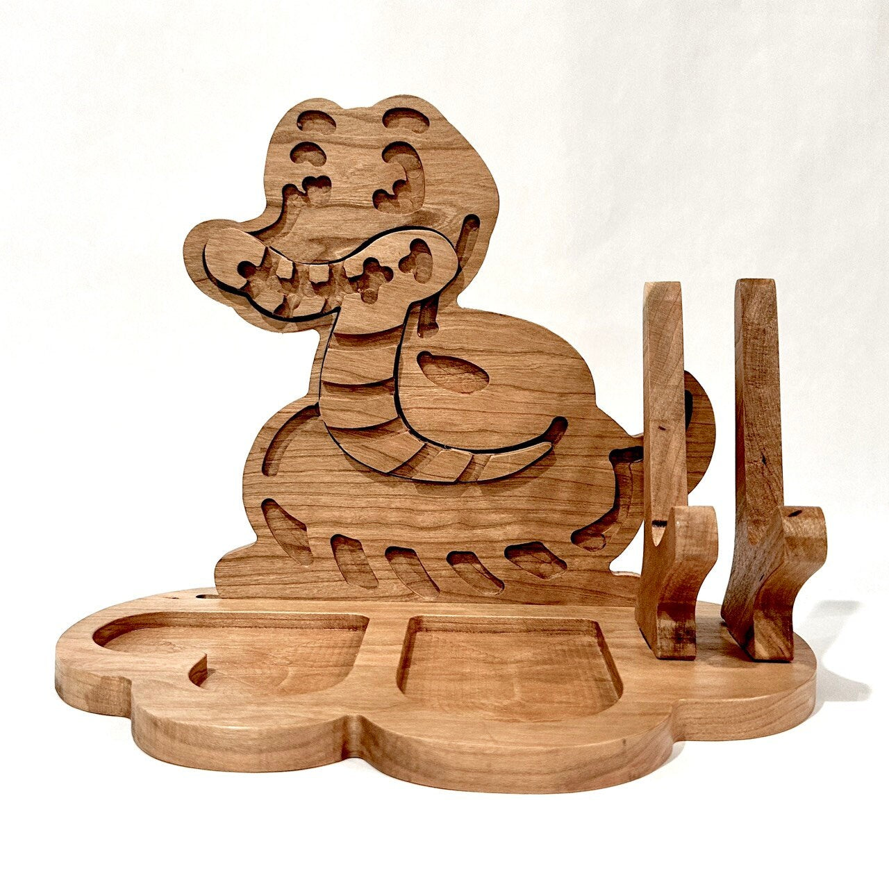 New Look Art Snake Phone Holder Organizer Docking Station Custom Nightstand Dock Caddy Zodiac Animals Charging Station Accessories Stand